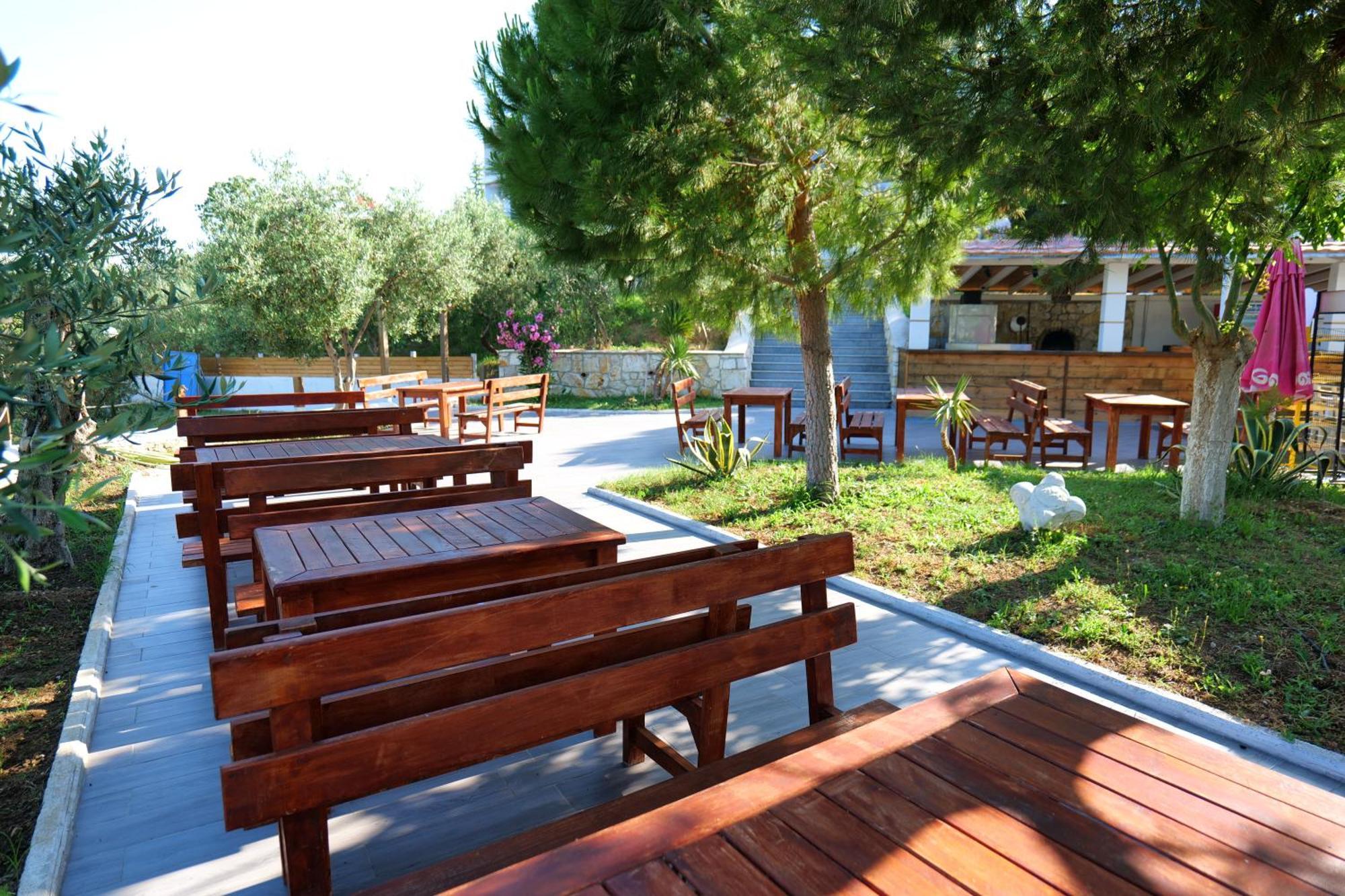 Edva Resort Radhime Exterior photo