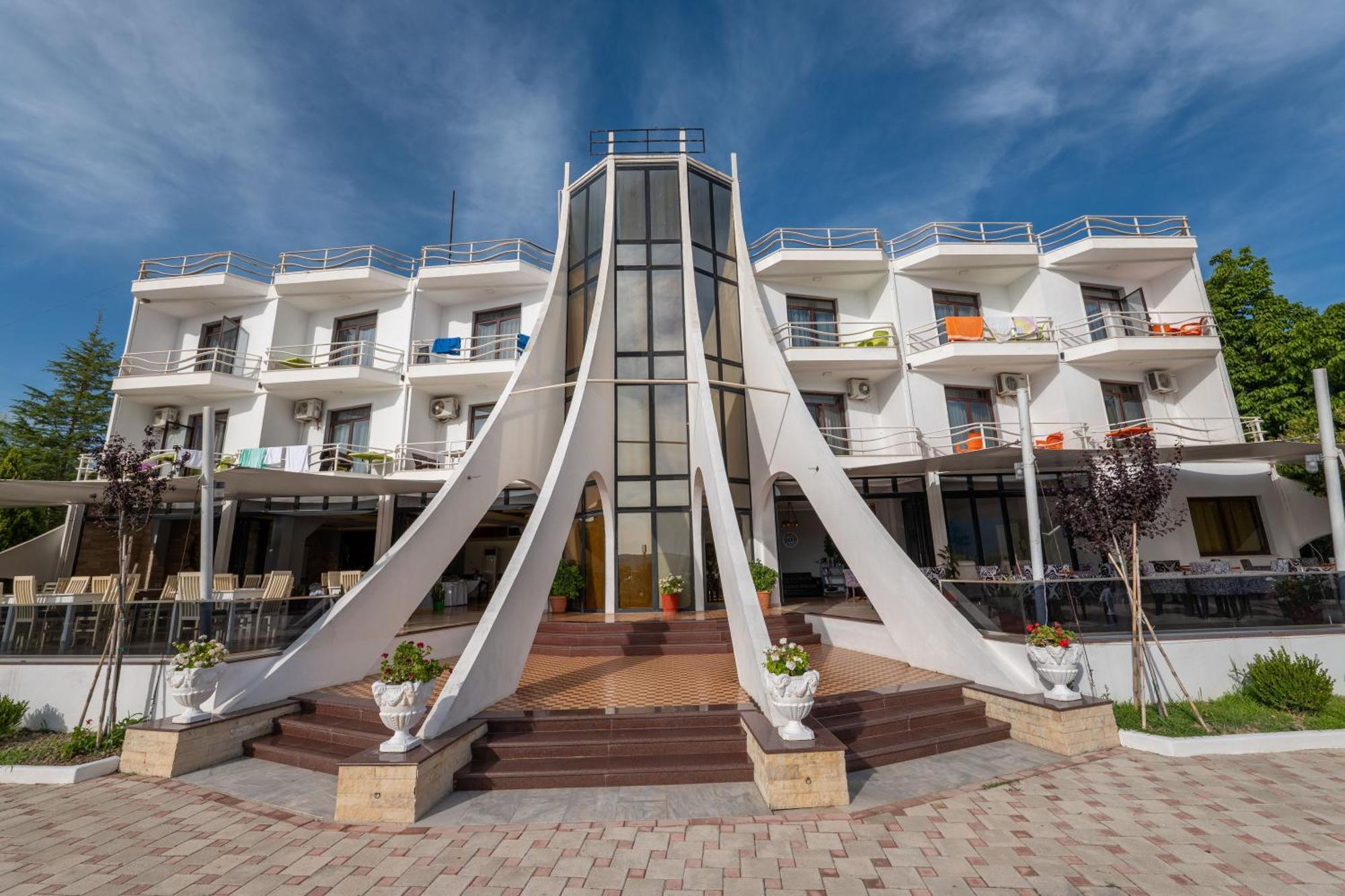Edva Resort Radhime Exterior photo